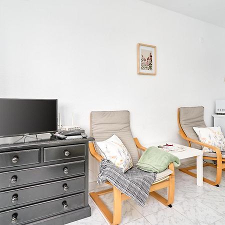 Comfortable Studio Apt 内尔哈 外观 照片