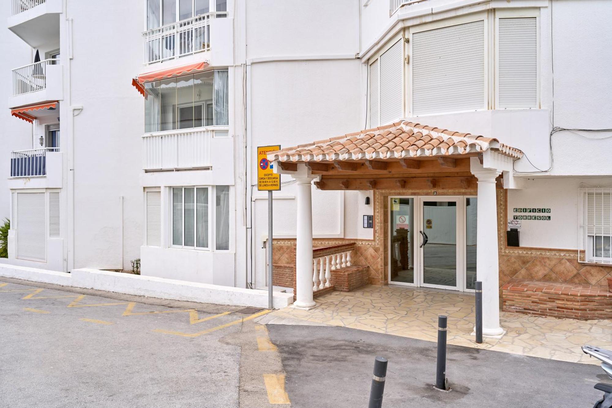 Comfortable Studio Apt 内尔哈 外观 照片