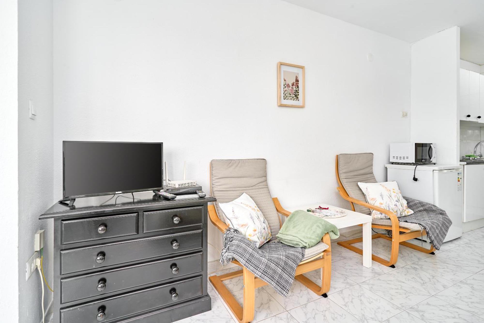 Comfortable Studio Apt 内尔哈 外观 照片